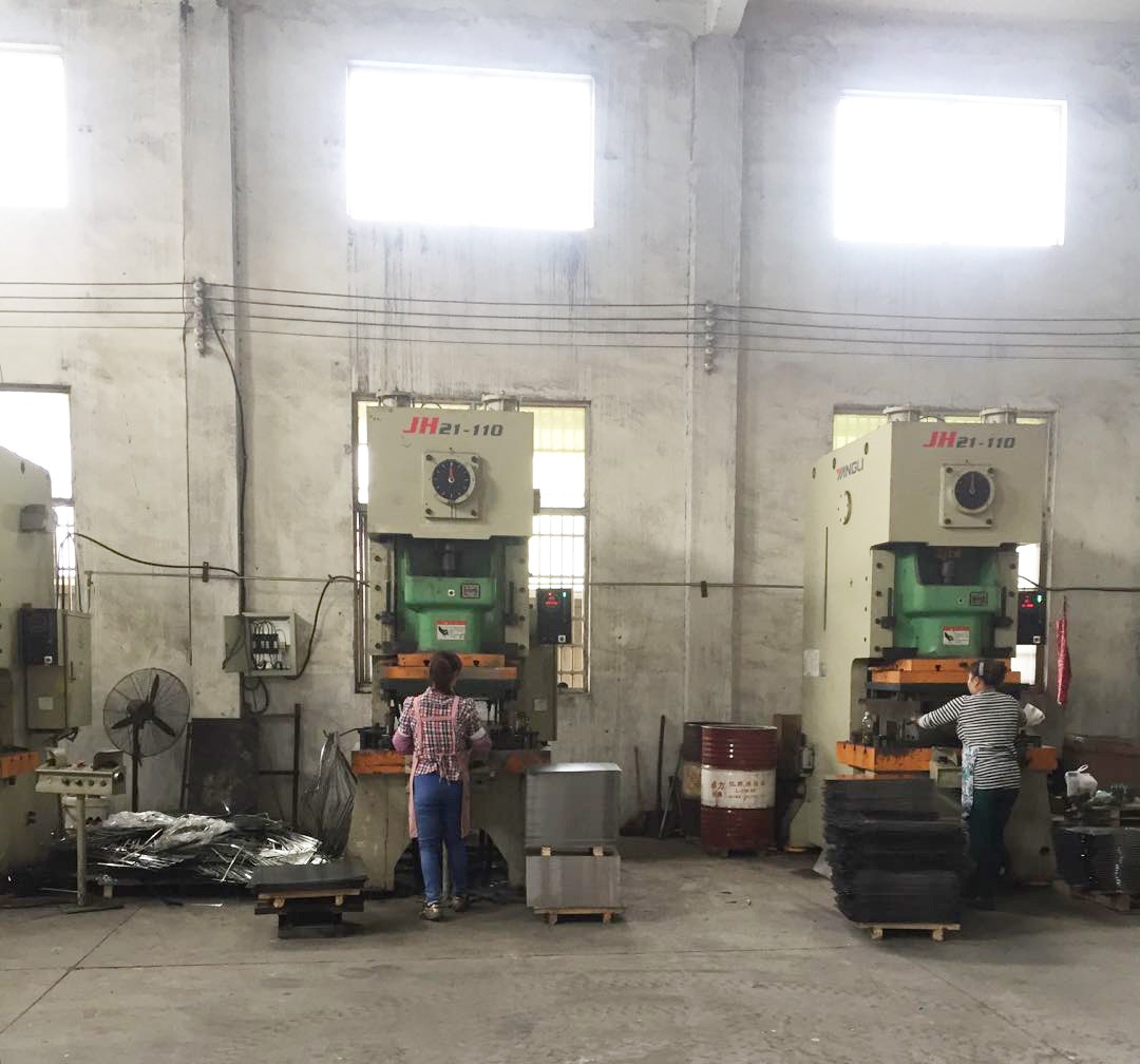 北京龍昌機(jī)房設(shè)備有限公司